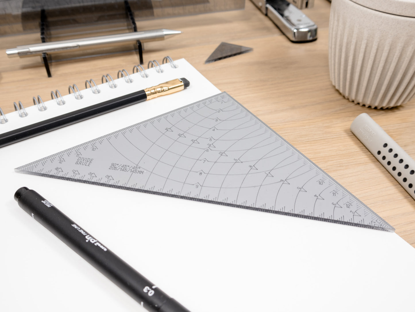 Square 45/45/90° - Technical