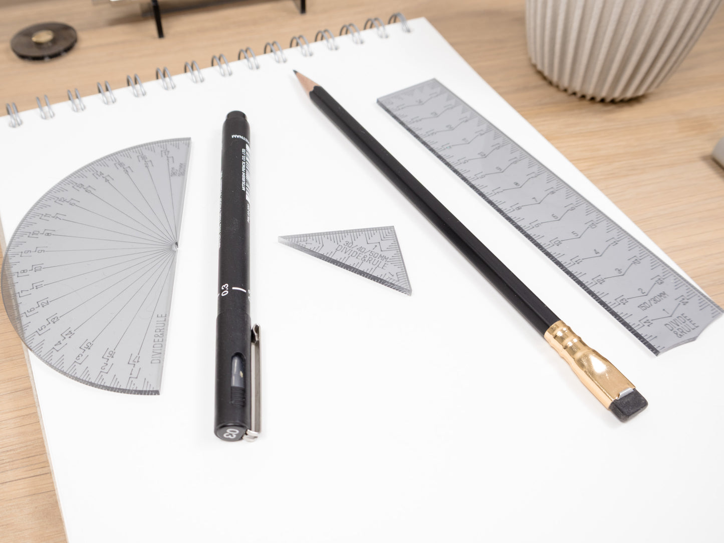Protractor 180° - Technical